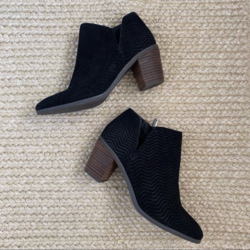 Lucky Brand Black Ankle Booties